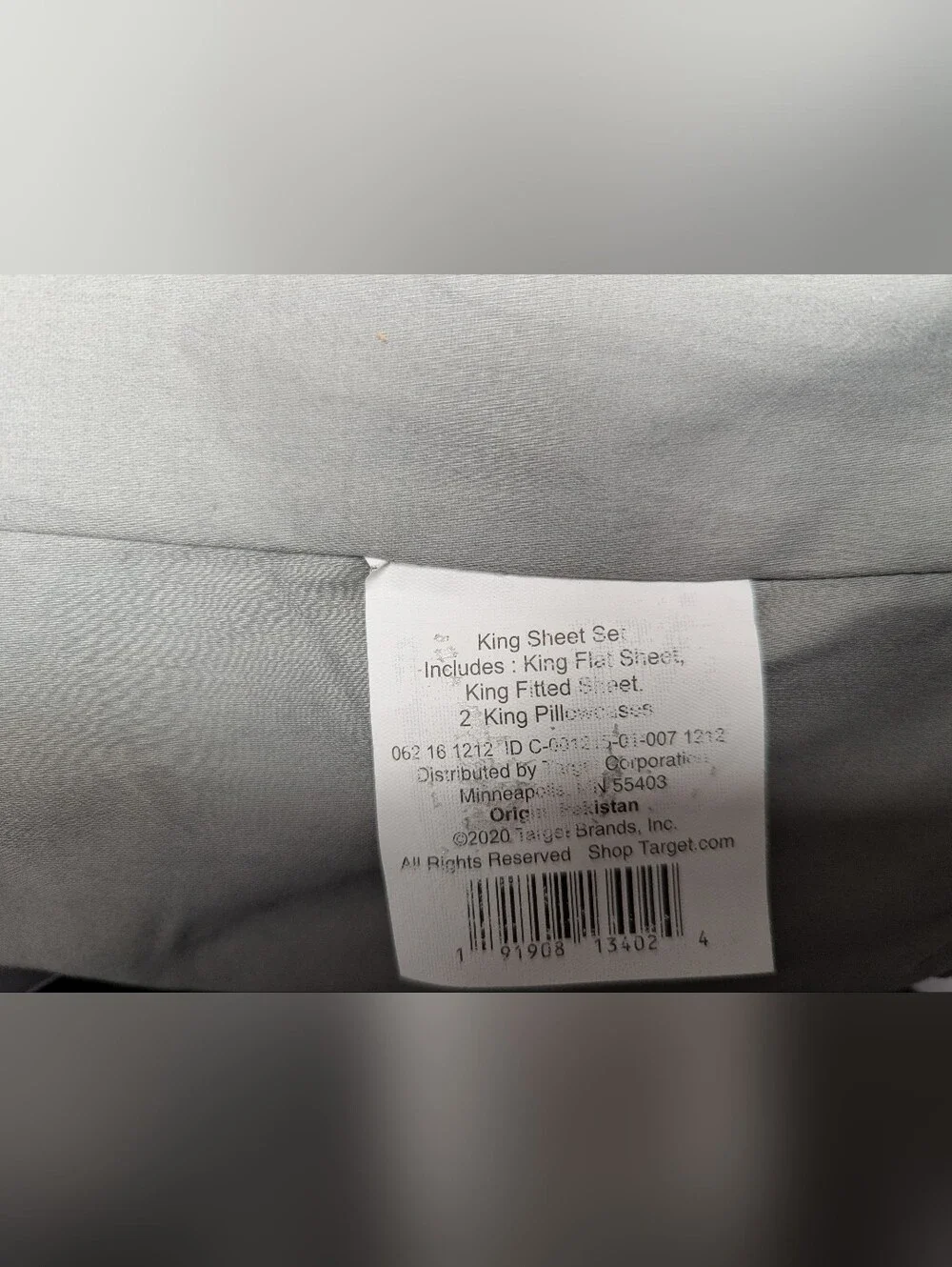 NWOT Threshold Gray Solid Performance 400 Thread Count King Sheet Set